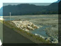 t a  t to h 2 river diversion.jpg (38440 bytes)