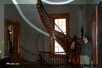 n 02 bmp stairs.jpg (34205 bytes)
