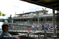 n 02 gj showboat.jpg (55796 bytes)