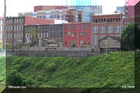 n 02 gj waterfront fort.jpg (62847 bytes)