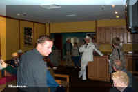 n 02 goo gr room.jpg (38975 bytes)