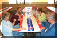 n 02 hh dominos.jpg (52925 bytes)