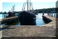 mysp repair dock.jpg (53246 bytes)