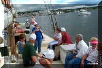 sail group 1.jpg (43829 bytes)