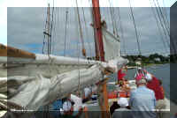 sail sail down.jpg (37473 bytes)