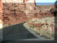 a f1011ut arch_110_1.JPG (59226 bytes)