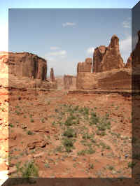 a f1011ut arch_147 pa_1.JPG (50998 bytes)