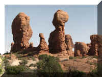 a f1011ut arch_278_1.JPG (46025 bytes)