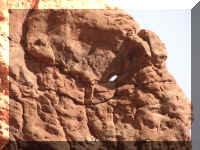 a f1011ut arch_289_1.JPG (59966 bytes)