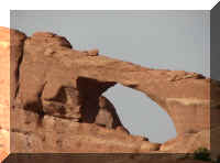 a f1011ut arch_490 sky a_1.JPG (33364 bytes)