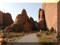 a f1011ut arch_619 devg trail_1.JPG (43105 bytes)