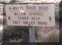 a f1011ut arch_729_1.JPG (49169 bytes)