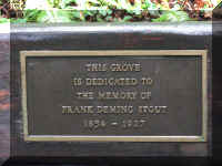 a f1002ca reds_247 rw sg bench sign_1.JPG (50532 bytes)