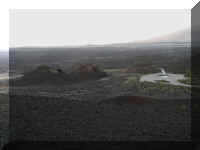 a f0821craters_398 ic10 adj_1.jpg (29081 bytes)