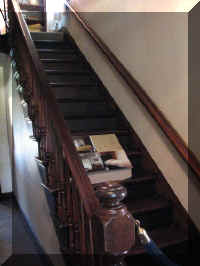 a e ctr_147_1.JPG (39674 bytes)