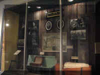 a e ctr_214_1.JPG (40982 bytes)