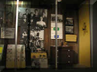 a e ctr_222_1.JPG (38409 bytes)