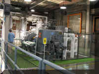 a f0802ebr1_153 turbine_1.JPG (54448 bytes)