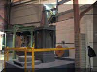 a f0802ebr1_204_1.JPG (46250 bytes)