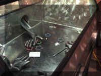 a f0802ebr1_226 glove box_1.JPG (46223 bytes)