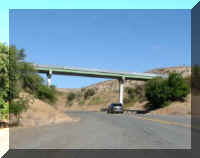 a f0826hc_137 rt7 overpass_1crop_1.jpg (30716 bytes)
