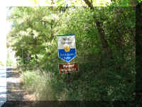 a f0826hc_183 ol sign2_1.JPG (79882 bytes)