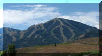 a f0822id_194 ski hills_1.jpg (28930 bytes)