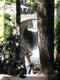 a ml IMG_0417 f chris falls2_1.JPG (66994 bytes)