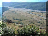 a f0912wa msh_183 valley rivr_1.JPG (63106 bytes)