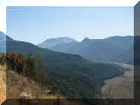 a f0912wa msh_193 mtr w river_1.JPG (30600 bytes)