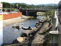 b f0922or shr_301 l city sm river_1.JPG (68688 bytes)