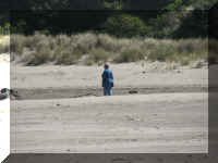 d f0927or blanco_217 dk left ml_1.JPG (38118 bytes)