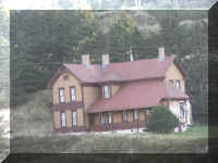 d f0927or blanco_398 cbsp h house_1.JPG (43613 bytes)
