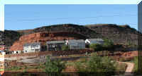 a f1006 ut rd z_254 houses crop_1.jpg (39609 bytes)