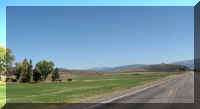 a f1010ut rd_136 road mtns_1.jpg (22259 bytes)
