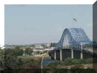 a f0827wa_239 bridge in kenn_1.JPG (33267 bytes)