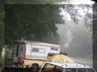 a f0910wa wp_101 fog neighbor_1.JPG (43928 bytes)