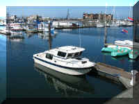 a f0910wa wp_215 cruiser_1.JPG (49396 bytes)