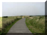 a f0910wa wp_308 pac walkway_1.JPG (30845 bytes)