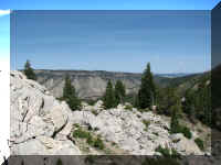 a f0811ys_396 rock area_1.JPG (46662 bytes)