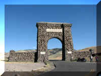 a f0811ys_518 rooarch1_1.JPG (37862 bytes)