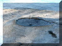 a f0812ys_687 wtgbj_1.JPG (58150 bytes)