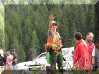 a f0813ys_407 rngr bear_1.JPG (60961 bytes)