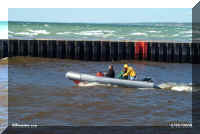 sh boat going out.jpg (32206 bytes)