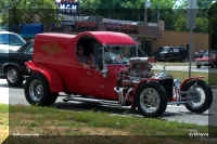 wdc01 red roadster.jpg (44264 bytes)